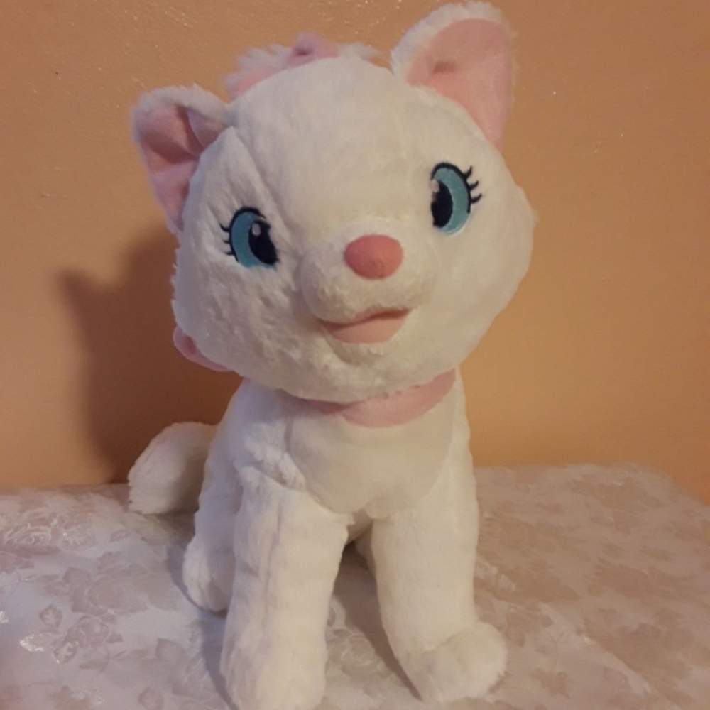 Disney Marie Plushie